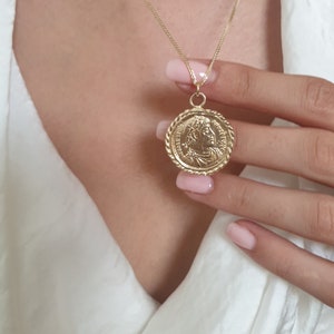 Solid gold necklace, gold coin necklace, 14k gold necklace, coin pendant necklace, medallion necklace, coin necklace, gold pendant necklace