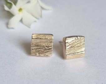 14k gouden studs, geometrische studs, vierkante oorbellen, massief gouden oorbellen, rustieke oorbellen, sierlijke sieraden, 9k gouden oorbellen, kleine gouden studs