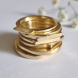 Solid Gold Ring, Stacking rings, Gold Signet rings, Signet rings women, skinny rings, stackable signet rings, thin bar rings, 14k gold Rings