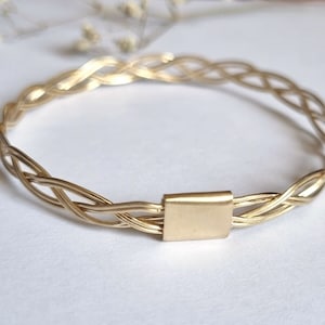 Gold bangle bracelet, Bangle bracelet, Braided gold bracelet, Gold bracelet for women, Bridal bracelet, Vintage style bangle, Weaved bangle