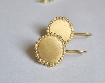 Gold disc earrings, gold drop earrings, round disc earrings, simple gold earrings, antique earrings, minimalist earrings, bridal earrings