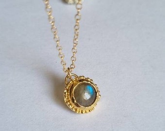 Unique 14k Gold Necklace, Antique Labradorite Pendant Necklace, Labradorite Jewelry, Gold Labradorite Necklace, 14k Gold Mothers Necklace