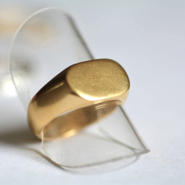 Signet ring women, gold signet rings, oval signet ring, women seal ring, gold pinky ring men's signet ring, solid gold ring, 9k signet ring