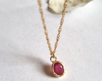Ruby necklace, Red Ruby Glass necklace, Gold pendant necklace, July Birthstone necklace, 14k gold necklace, oval red necklace