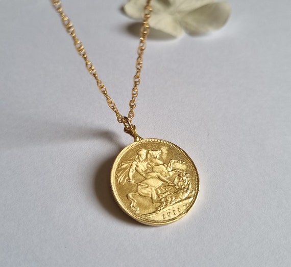 9ct Gold pendant 1906 St George Sovereign coin image