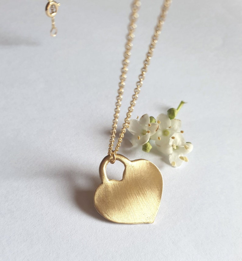 Heart pendant necklace, Solid gold heart necklace, 14k gold necklace, Heart jewelry, Romantic jewelry for women, Boho gold necklace, 9K image 3