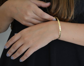 Gold bangles 14k, stacking bracelets gold, 14k gold bangle, vintage gold bracelet, 14k gold bridesmaid bracelet, bridal bangle bracelets