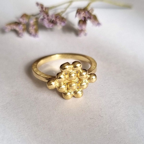 Bunch of grapes ring, gold plated ring, handmade ring, designer ring, vintage ring, dainty ring, delicate gold ring, gift ring for girls