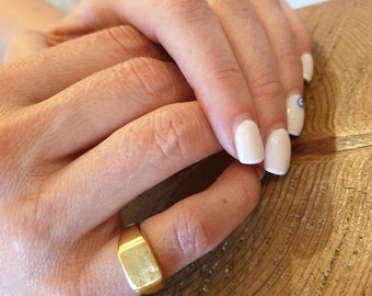 Signet ring women, gold signet ring, gold pinky ring