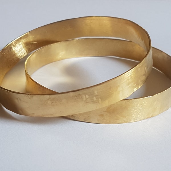 Gold bangle bracelet, hammered bracelet, minimalist bracelet, basic bangle, gold stacking bracelets, simple gold bracelets, simple bangle