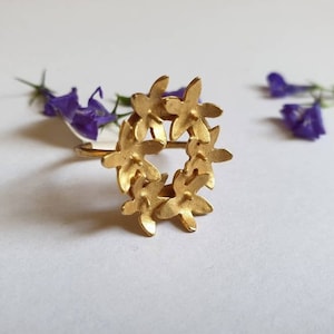 Gold flower ring, retro ring, floral ring, gold ring women, vintage style ring, handmade boho ring, bunch of flowers ring, vintage ring