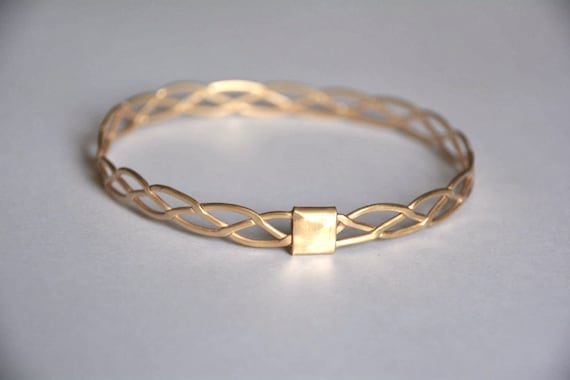 Gold bangle bracelet, gold braid bracelet, braided bangle, gold bracelet, bridesmaid bracelet, delicate bracelet, gold bridal bracelet