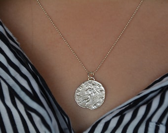 Colar de moedas antigas, colar com pingente de moedas de prata, colar de moedas delicadas, colar antigo, pingente de moedas antigas de prata, presente de Natal