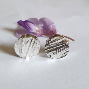 Round stud earrings, silver earrings, rustic round earrings studs, geometric earrings silver, everyday earrings, 925 silver stud earrings
