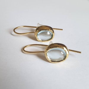 Solide Gold Blautopas Ohrringe, 14k Goldohrringe, November Geburtsstein Ohrringe, blaue Ohrringe, ovale Ohrringe, 14k Tropfenohrringe, 9k Gold
