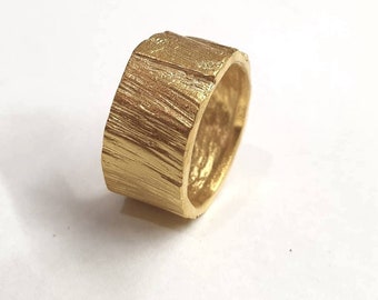 Rustic wedding band, Wedding band women, Chunky gold ring, Tree bark ring, Nature inspired jewelry, Wide wedding band, 9k gold ring, 14k