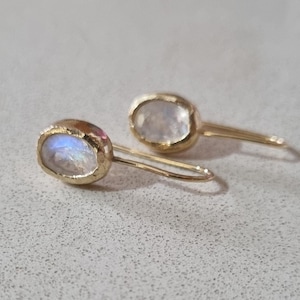 Gold Moonstone earrings, 14k gold earrings, Moonstone earrings, June birthstone earrings, solid gold earrings, June Birthday earrings