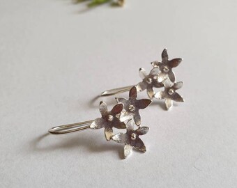 Silver flower drop earrings, silver drop earrings, lightweight earrings, romantic earrings, vintage inspired earrings, nature earrings