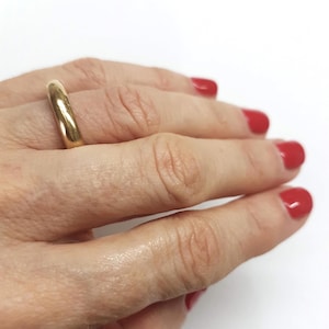 Wedding band women, simple ring band, plain ring, wedding band for men, wedding ring, asymmetric ring, minimalist ring, 14k gold men&#39;s ring
