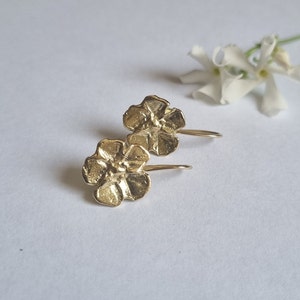 Gold flower earrings, 14k Gold earrings, Drop gold earrings, Solid gold earrings, Romantic earrings, 9k gold earrings, Feminine jewelry image 2