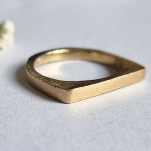 14 gold flat top ring, Signet ring women, thin signet ring, stacking rings, stackable signet rings, stacking signet ring, 9k gold signet