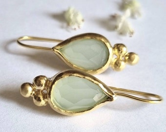 Gold quartz Earrings, 14k earrings, Teardrop earrings, Solid gold earrings, Drop gemstone earrings, Green earrings, 9k, Boho, Antique style