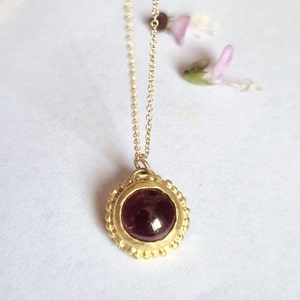 Solid gold Garnet necklace, Garnet pendant necklace, 14k gold necklace, Antique style necklace, Dainty gold necklace, Gemstone necklace, 9k image 7