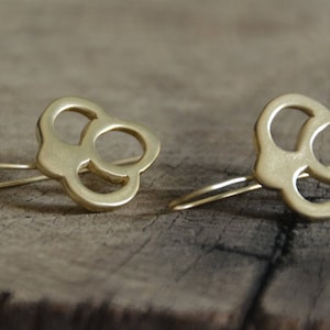 14k Gold earrings, antique style earrings, gold key earrings,  bridal earrings, gold jewelry, wedding earrings, gold romantic earrings