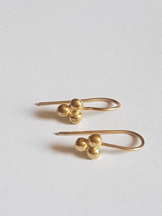 Image of Daily wear Gold Earrings designs for female – Simple Craft Idea