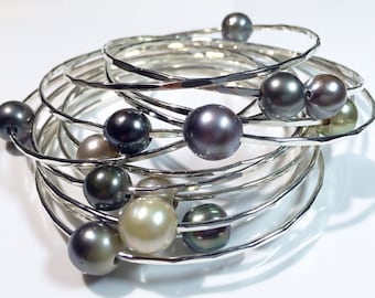 Sterling silver bangle with 10-11 mm Tahitian pearl