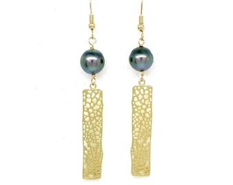 Tahitian Pearl dangle/drop earrings with gold mesh bars