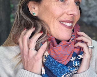 Women's tube scarf in navy blue knit and chic orange floral fabric. Double-wrap snood. Gift from France, Nice