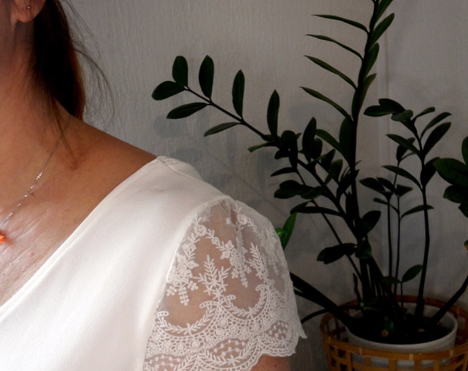 Short wedding dress for civil bride. lace sleeves