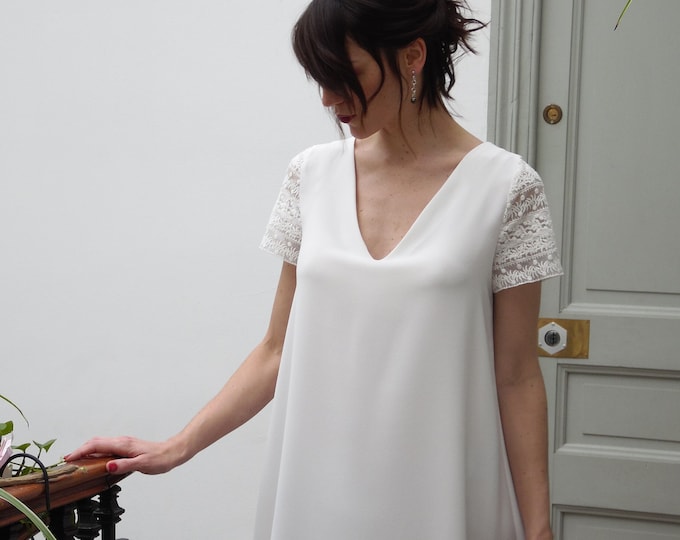 Short wedding dress for civil bride. lace sleeves