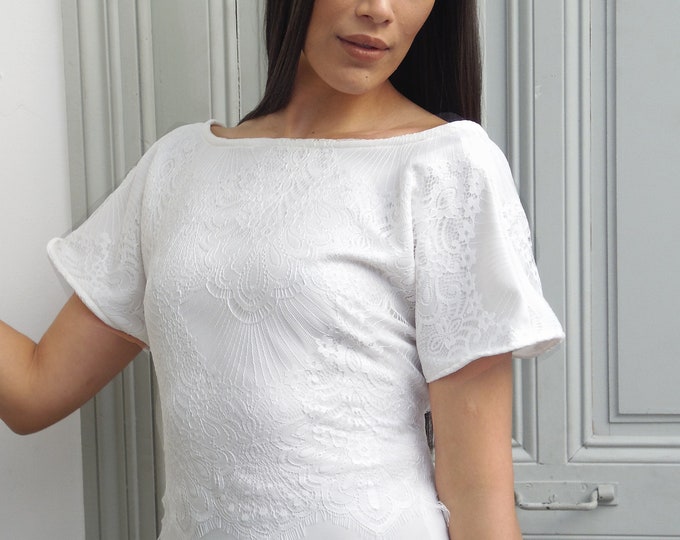 AYANA: Simple and boho custom-made wedding dress