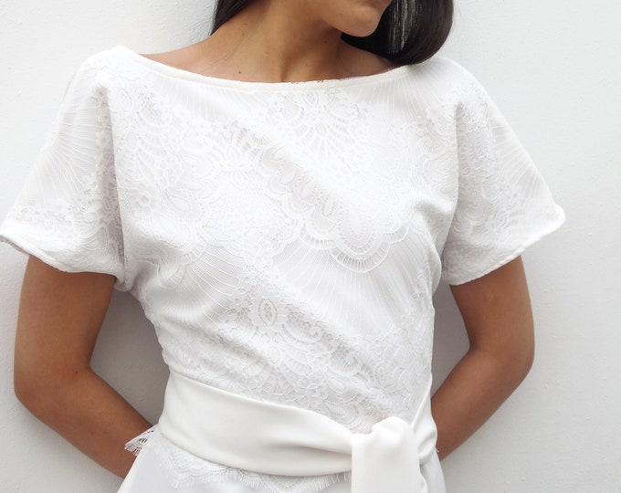 AYANA: Simple, long boho wedding dress, Chantilly lace, Japanese kimono style, custom-made in France