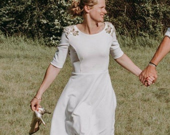 ABBYGAELLE: Simple minimalist wedding dress for winter weddings, long-sleeved bride, shoulder embroidery, custom-made in France