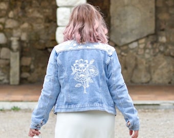 Wedding jacket, bridal jacket, personalized flowers, light blue jeans