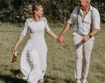 ABBYGAELLE: Simple minimalist wedding dress for winter weddings, long-sleeved bride, shoulder embroidery, custom-made in France