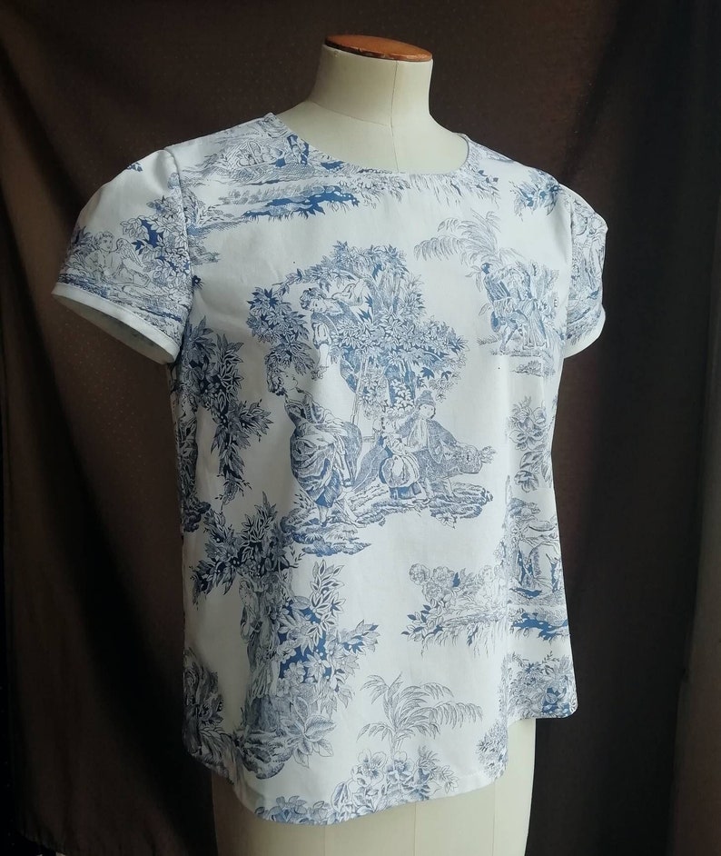Top blouse in cotton toile de jouy, women's blouse with short balloon sleeves image 1