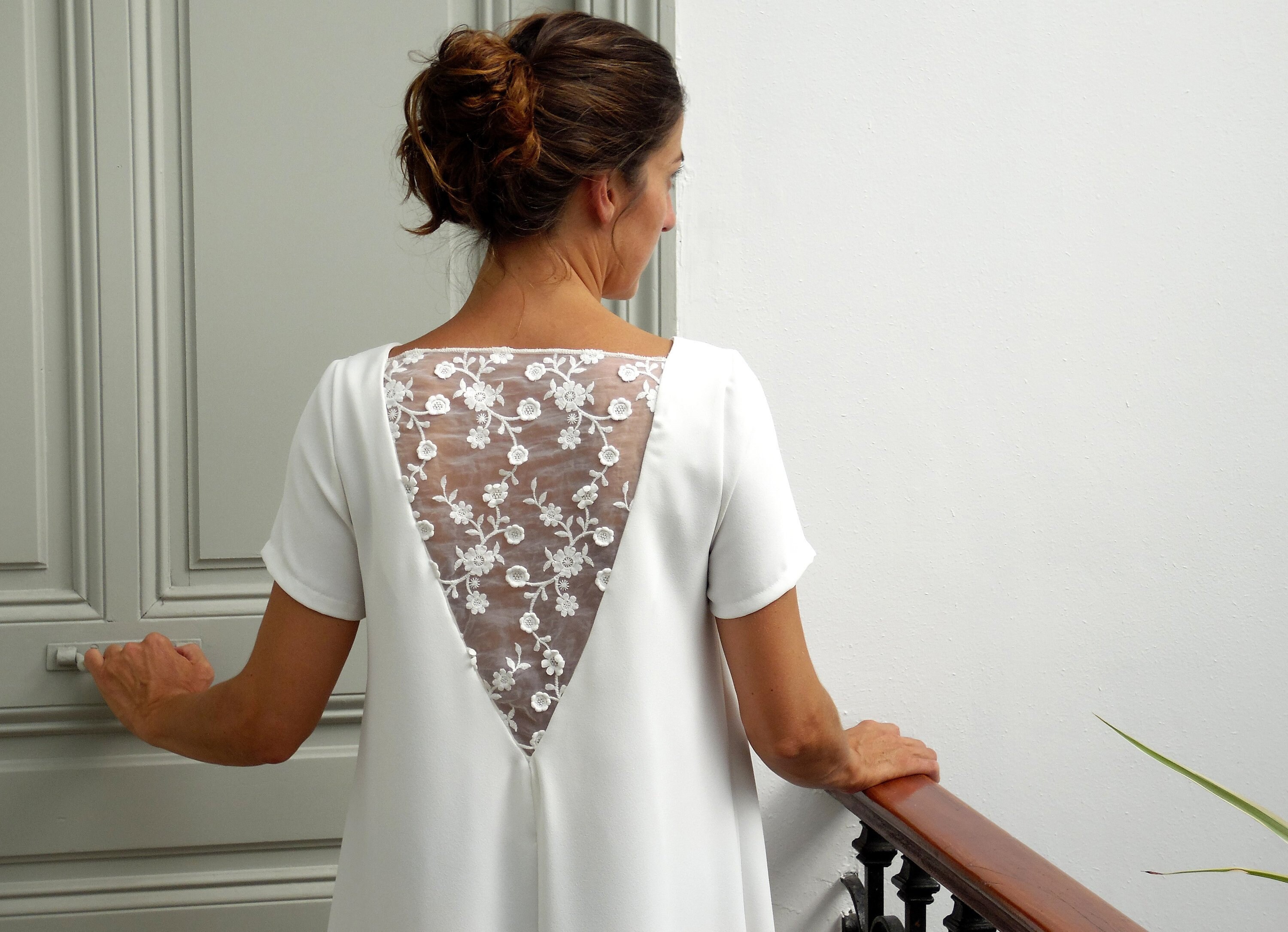 robe blanche dos ouvert