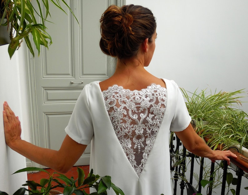 Robe de mariée Anna courte dos nu dentelle mariage civil