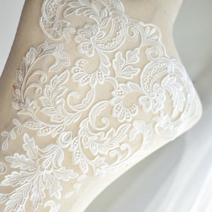 Short bridal dress for courthouse's wedding image 6