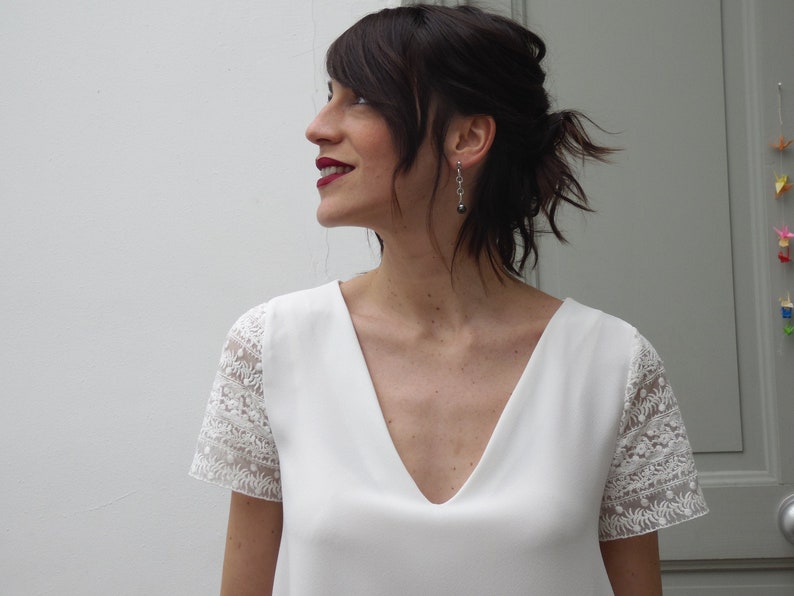 Robe de mariée courte Clélia dentelle col V