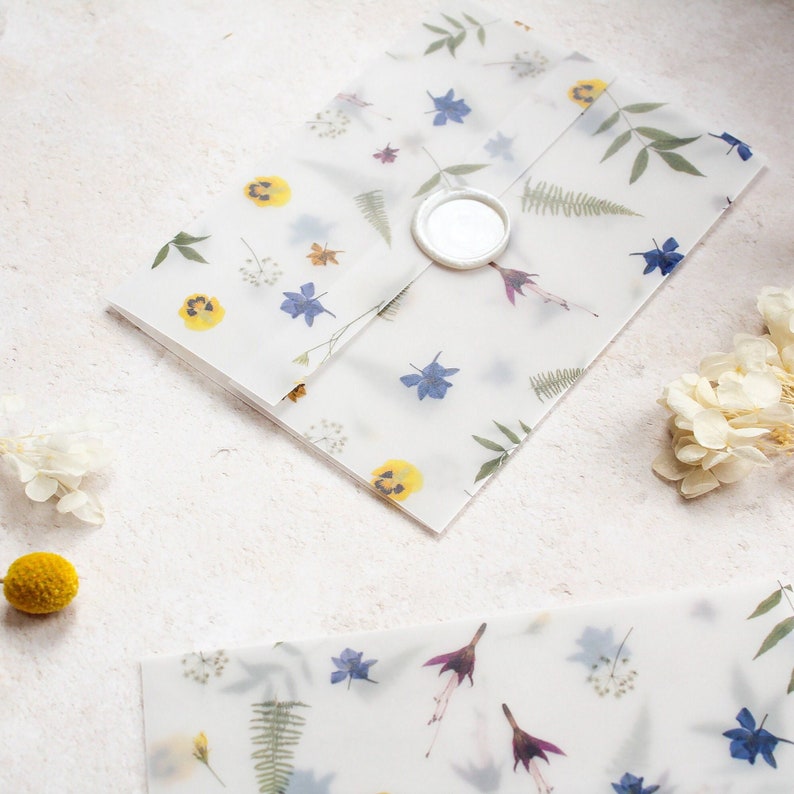 Printed Vellum Wedding invitation Jacket With Pressed Flower Design, Wedding Paper Wrap for Custom Wedding Invites and DIY Birthday Invites
