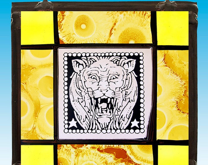 Leo stained glass suncatcher, Leo suncatcher, zodiac signs, Leo stained glass, silverstain, kilnfired stained glass, birthday gift, idea
