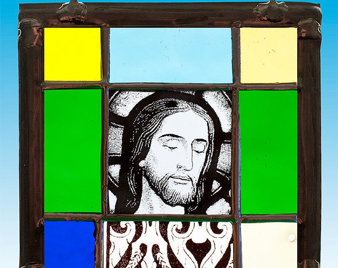 Jesus Christ stained glass, Jesus Christ portrait, Christus vitrail, Christus suncatcher, religious stained glass, kilnfired stained glass,