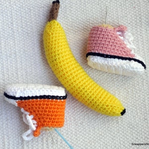 Banana Crochet PDF pattern, Banana for scale