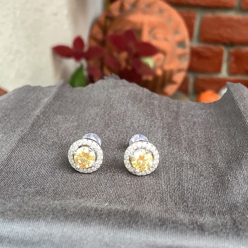 Yellow Moissanite Halo Earrings Sterling Silver Certified Moissanite VVS1 all stones 5.0mmx2 shops moissanite yellow halo studs 925