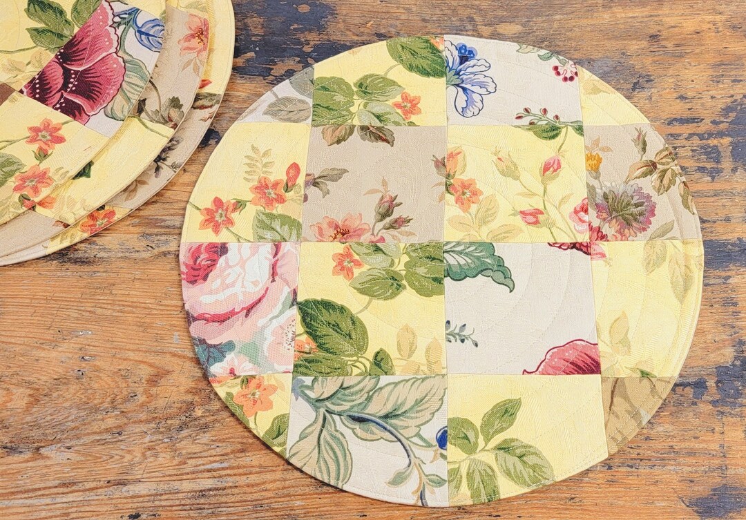 4 Round Quilted Placemats Waverly Floral Patchwork Yellow Etsy